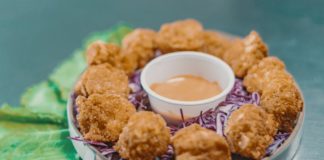 Innovate your Fast Food Experience with Munchery’s Butter Chicken Pops and Nutella Samosas!
