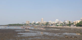 Clashes between Fisherfolk communities halt the jetty project at Chimbai