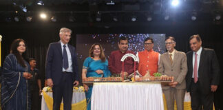 Nitin Gadkari inaugurates organic garden at RD National College