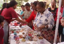 Students of St. Xaviers College organises yardsale at St Peter’s Church